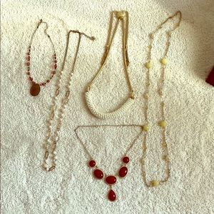 Lot of 5 costume jewelry necklaces